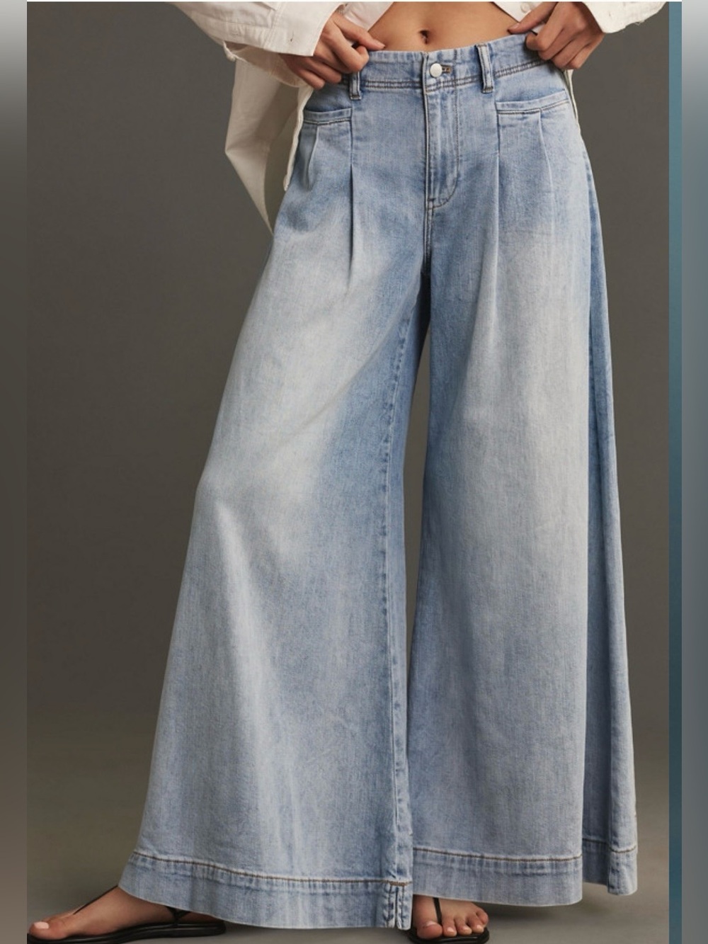 Pilcro Pleated Palazzo Mid-Rise Wide-Leg Jeans